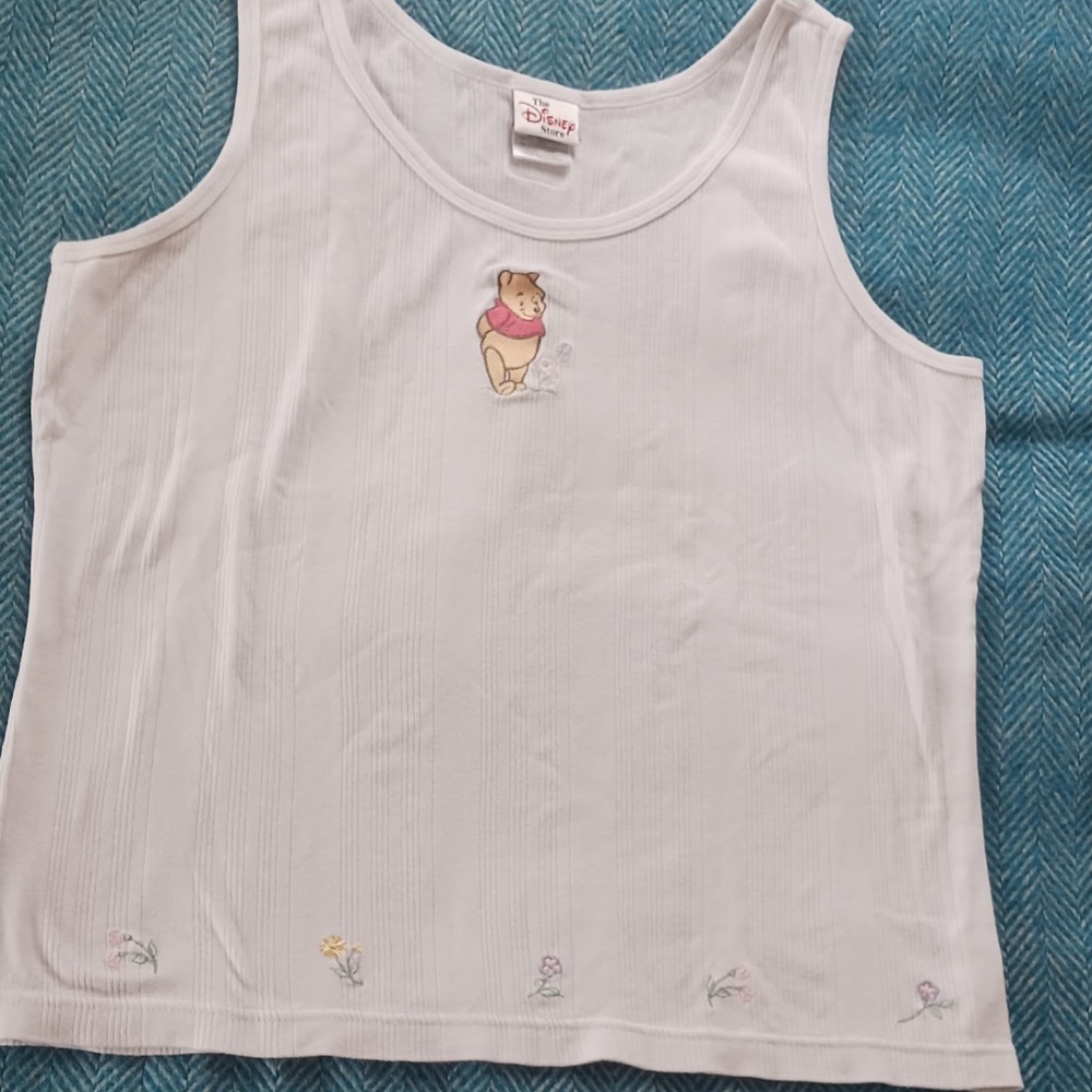 White Pooh bear tank top Girls XL or Women's S